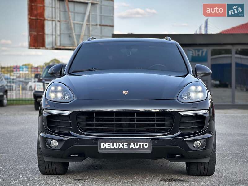 Позашляховик / Кросовер Porsche Cayenne 2017 в Києві