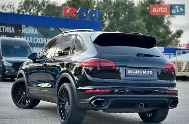 Внедорожник / Кроссовер Porsche Cayenne 2017 в 