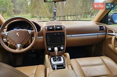 Внедорожник / Кроссовер Porsche Cayenne 2006 в 