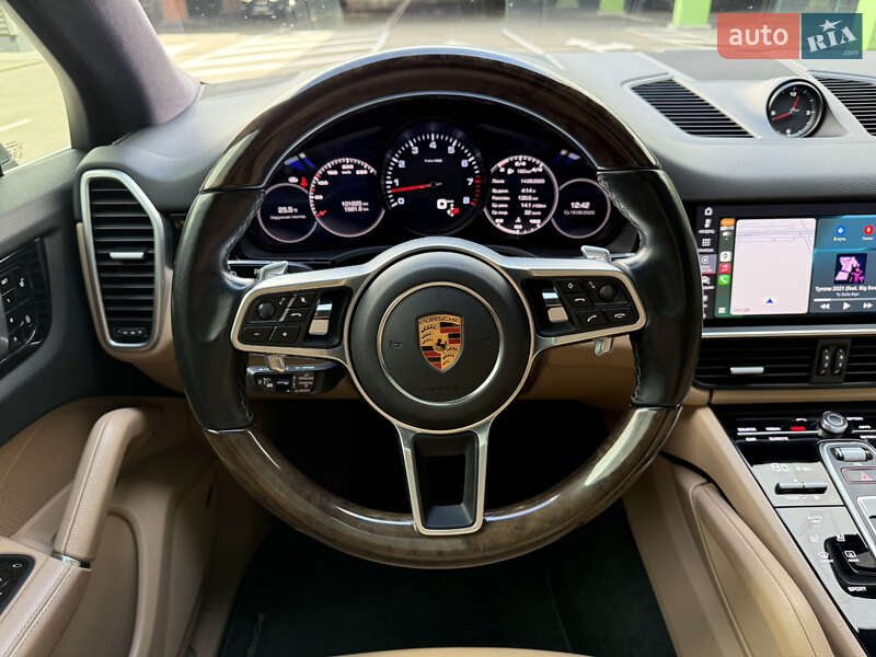 Внедорожник / Кроссовер Porsche Cayenne 2018 в Киеве