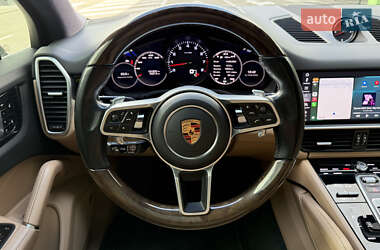 Позашляховик / Кросовер Porsche Cayenne 2018 в 