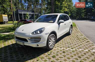 Позашляховик / Кросовер Porsche Cayenne 2012 в Києві