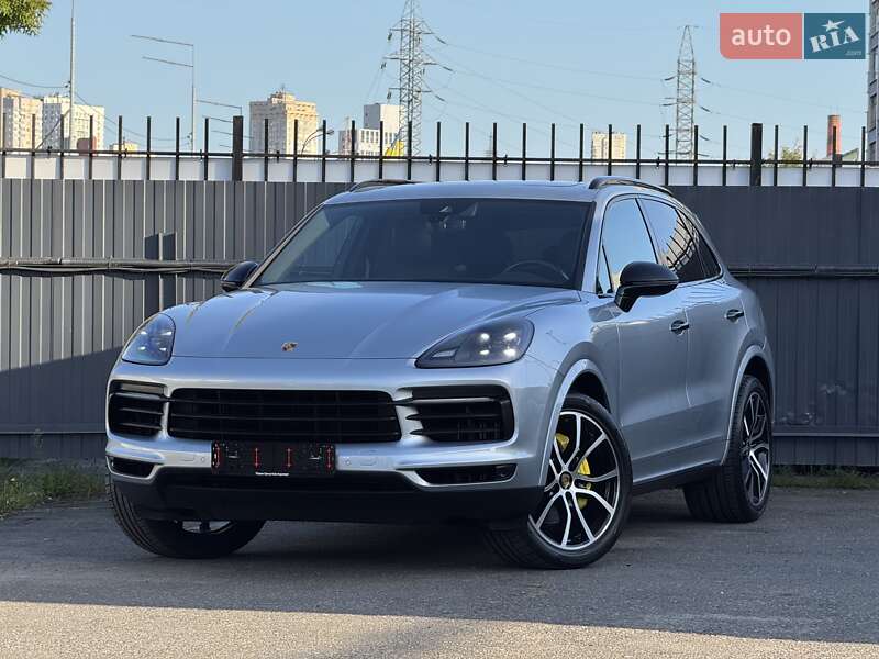 Porsche Cayenne 2020