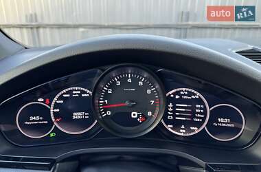 Внедорожник / Кроссовер Porsche Cayenne 2020 в 