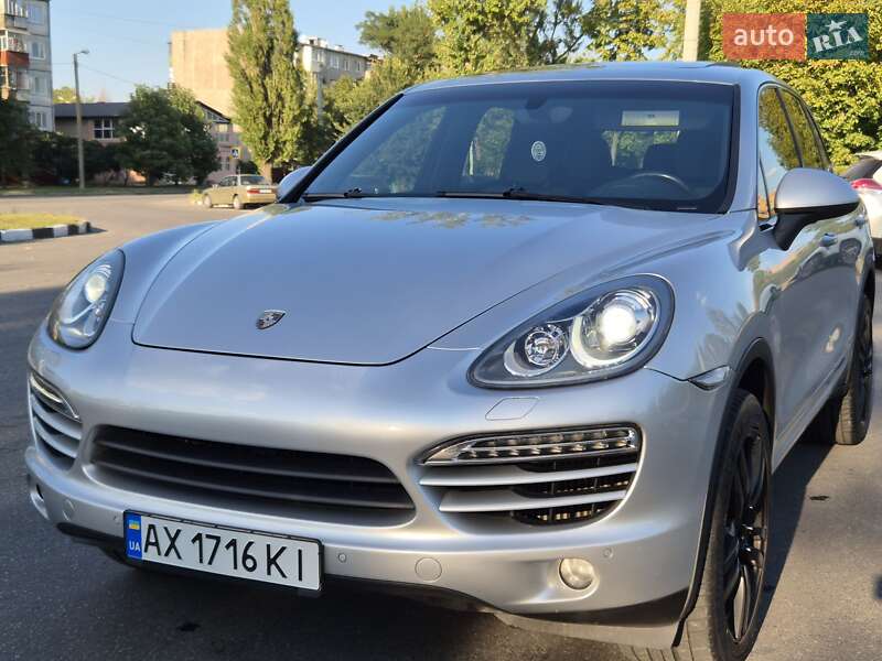 Внедорожник / Кроссовер Porsche Cayenne 2013 в Харькове