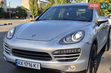 Внедорожник / Кроссовер Porsche Cayenne 2013 в 