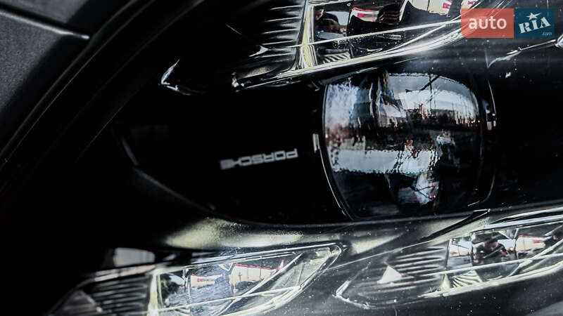 Внедорожник / Кроссовер Porsche Cayenne 2021 в Ровно