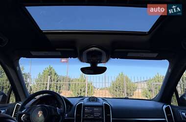 Внедорожник / Кроссовер Porsche Cayenne 2013 в 