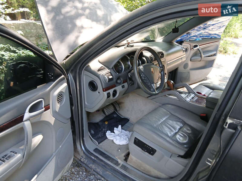Позашляховик / Кросовер Porsche Cayenne 2005 в Дніпрі фото 4 Позашляховик / Кросовер Porsche Cayenne 2005 в Дніпрі