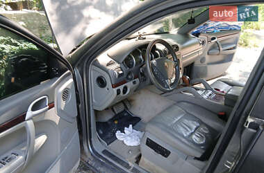 Внедорожник / Кроссовер Porsche Cayenne 2005 в 