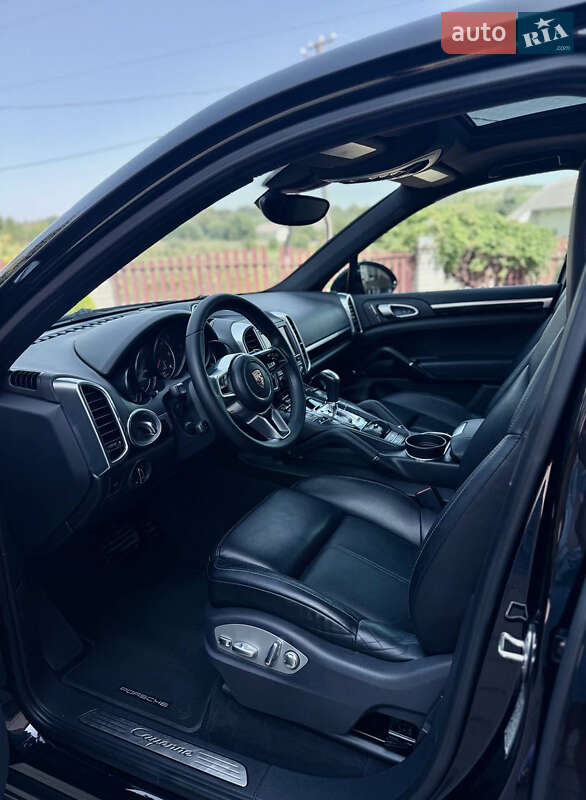 Позашляховик / Кросовер Porsche Cayenne 2014 в Івано-Франківську
