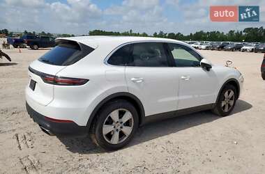 Внедорожник / Кроссовер Porsche Cayenne 2018 в 