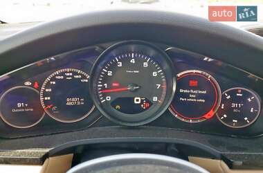 Внедорожник / Кроссовер Porsche Cayenne 2018 в 
