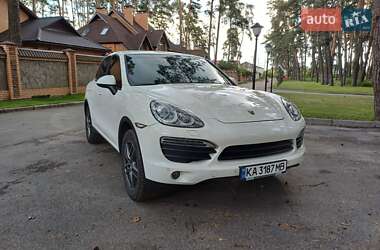 Внедорожник / Кроссовер Porsche Cayenne 2011 в 