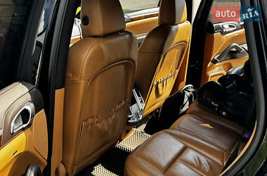 Внедорожник / Кроссовер Porsche Cayenne 2011 в 