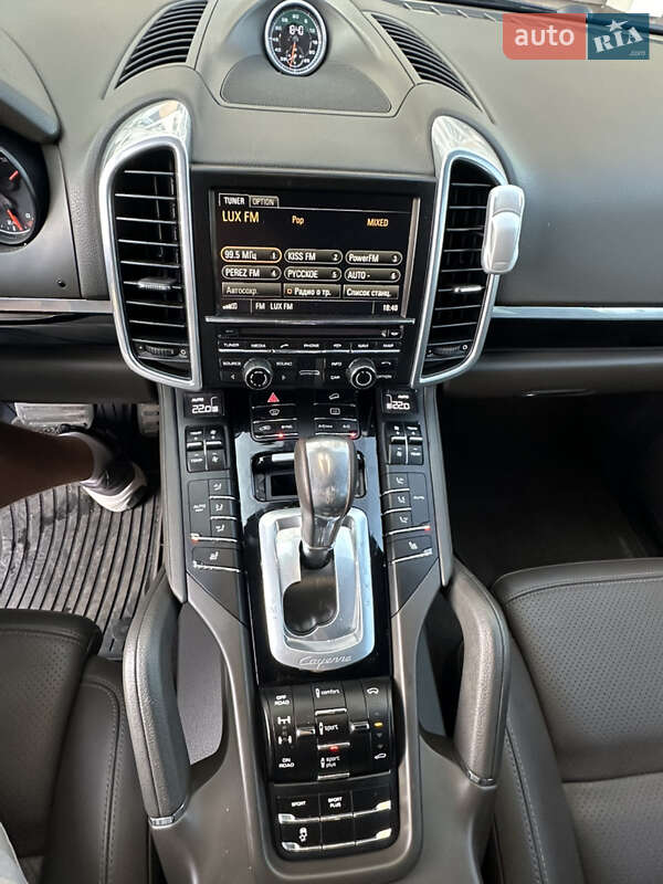 Внедорожник / Кроссовер Porsche Cayenne 2015 в Полтаве фото 18 Внедорожник / Кроссовер Porsche Cayenne 2015 в Полтаве