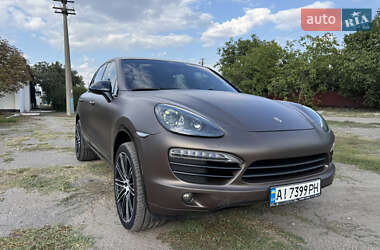Внедорожник / Кроссовер Porsche Cayenne 2010 в 