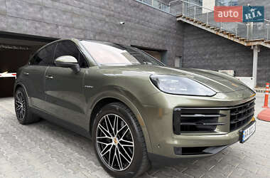 Внедорожник / Кроссовер Porsche Cayenne 2023 в 