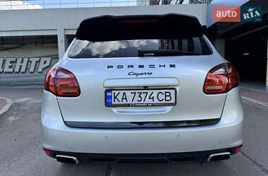 Внедорожник / Кроссовер Porsche Cayenne 2013 в 