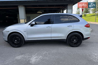 Внедорожник / Кроссовер Porsche Cayenne 2013 в 