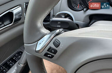 Внедорожник / Кроссовер Porsche Cayenne 2013 в 
