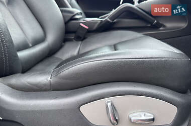 Внедорожник / Кроссовер Porsche Cayenne 2012 в 