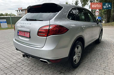 Внедорожник / Кроссовер Porsche Cayenne 2013 в 