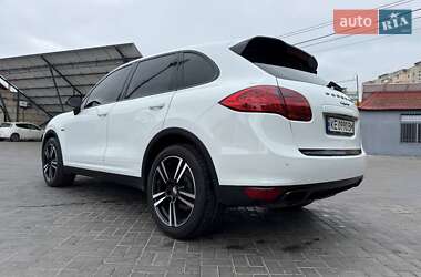 Позашляховик / Кросовер Porsche Cayenne 2012 в 