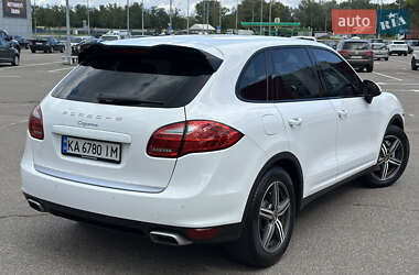 Внедорожник / Кроссовер Porsche Cayenne 2013 в 