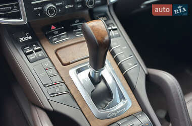 Внедорожник / Кроссовер Porsche Cayenne 2013 в 