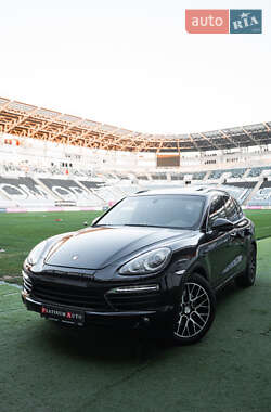 Внедорожник / Кроссовер Porsche Cayenne 2010 в 