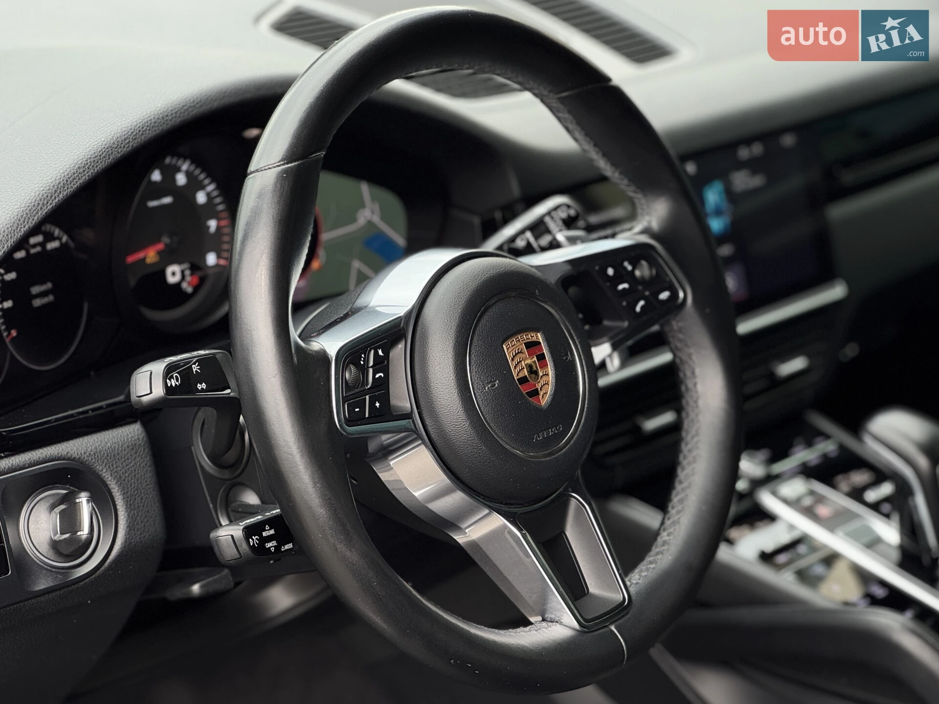 2018 Porsche Cayenne - мініатюра 12