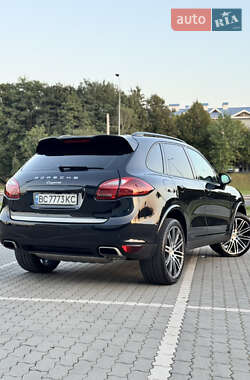 Внедорожник / Кроссовер Porsche Cayenne 2011 в 