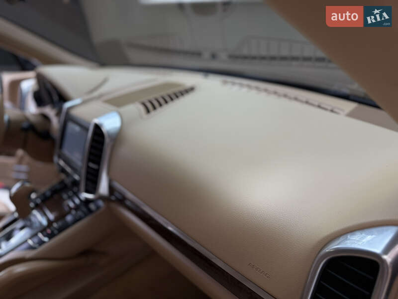 Позашляховик / Кросовер Porsche Cayenne 2010 в Тернополі фото 81 Позашляховик / Кросовер Porsche Cayenne 2010 в Тернополі