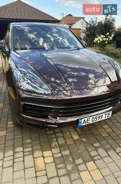 Внедорожник / Кроссовер Porsche Cayenne 2018 в Днепре