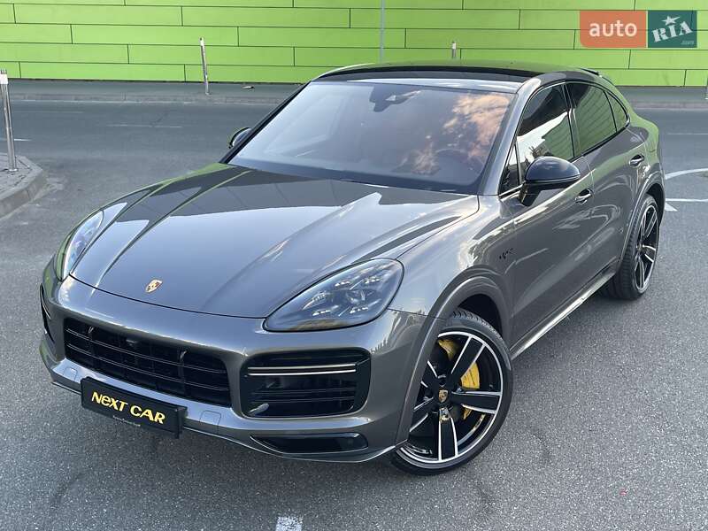Позашляховик / Кросовер Porsche Cayenne 2019 в Києві