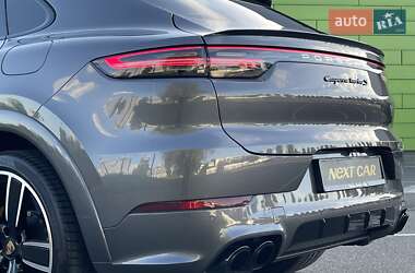 Внедорожник / Кроссовер Porsche Cayenne 2019 в 