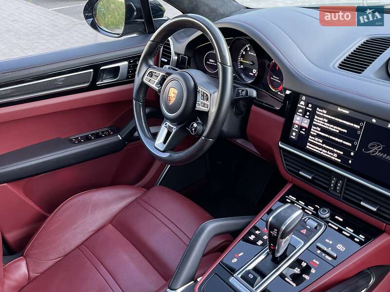 Позашляховик / Кросовер Porsche Cayenne 2019 в Києві