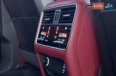 Внедорожник / Кроссовер Porsche Cayenne 2019 в 