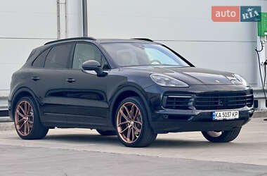 Позашляховик / Кросовер Porsche Cayenne 2018 в Києві