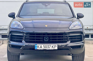 Позашляховик / Кросовер Porsche Cayenne 2018 в 