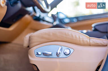 Внедорожник / Кроссовер Porsche Cayenne 2012 в 