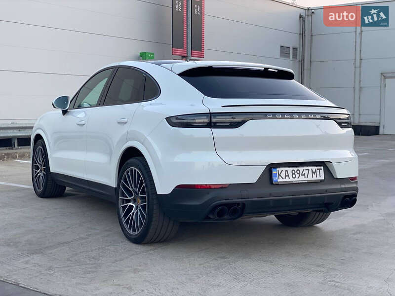 Внедорожник / Кроссовер Porsche Cayenne 2020 в Киеве