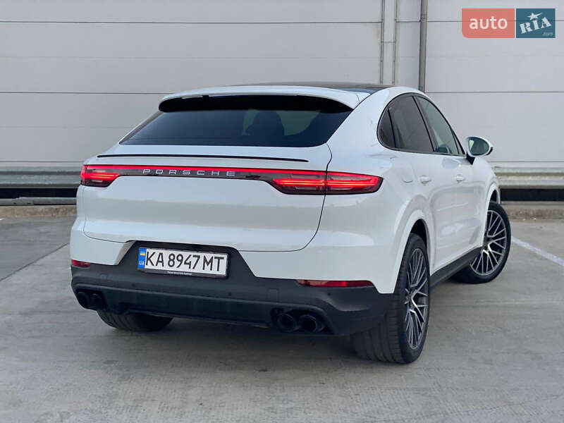 Внедорожник / Кроссовер Porsche Cayenne 2020 в Киеве