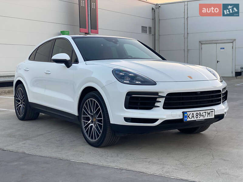 Внедорожник / Кроссовер Porsche Cayenne 2020 в Киеве