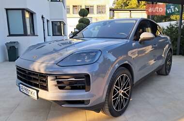 Внедорожник / Кроссовер Porsche Cayenne 2023 в 