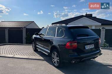 Внедорожник / Кроссовер Porsche Cayenne 2005 в 