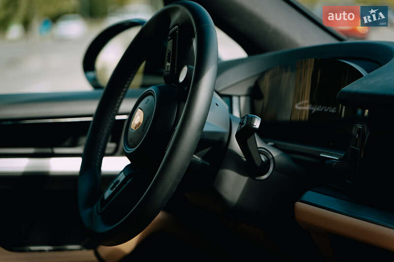 Внедорожник / Кроссовер Porsche Cayenne 2024 в Киеве фото 11 Внедорожник / Кроссовер Porsche Cayenne 2024 в Киеве
