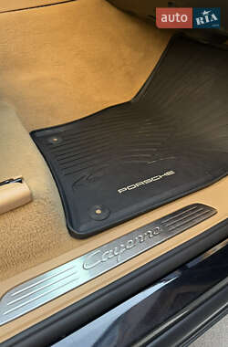 Позашляховик / Кросовер Porsche Cayenne 2011 в 