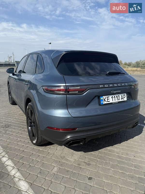 Внедорожник / Кроссовер Porsche Cayenne 2018 в Днепре